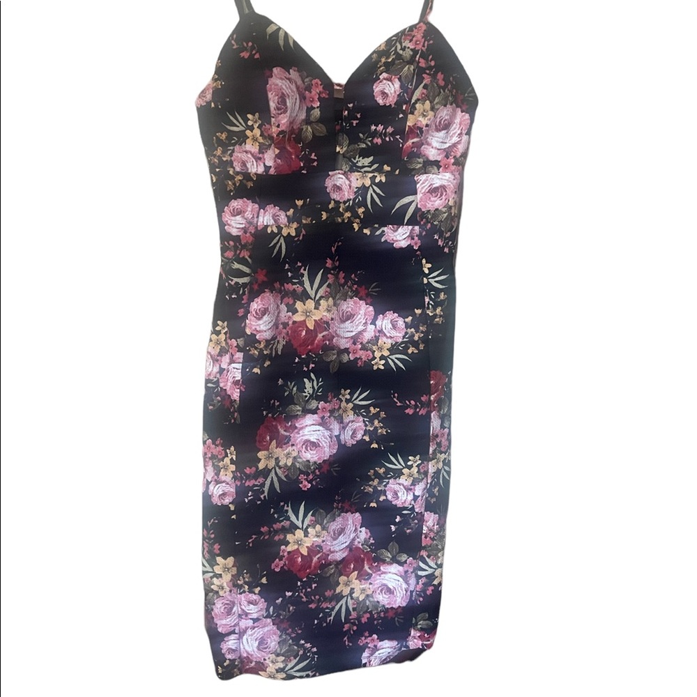 Floral dress. Like new